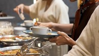 Untuk acara spesial, penyajian menu di deClan Signature Cipete juga bisa menggunakan sistem buffet. Jadi, pengunjung bisa mengambil hidangan favorit sesuai selera. Foto: Instagram declansignature
