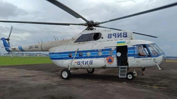 Helikopter jenis UR-VBC/MI8-MSBT reposisi ke TPA Jatiwaringin.