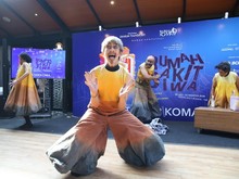 Energi Baru Teater Koma Lewat Rumah Sakit Jiwa