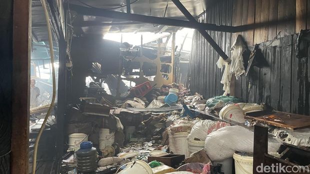 Kebakaran di Pasar Lima Banjarmasin Kebakaran di Pasar Lima Banjarmasin