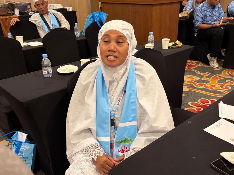 Le Minerale Lepas 35 Calon Jemaah Umrah ke Tanah Suci