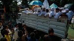Momen Jenazah Rachmat Gobel Diberangkatkan Menuju TMP Kalibata