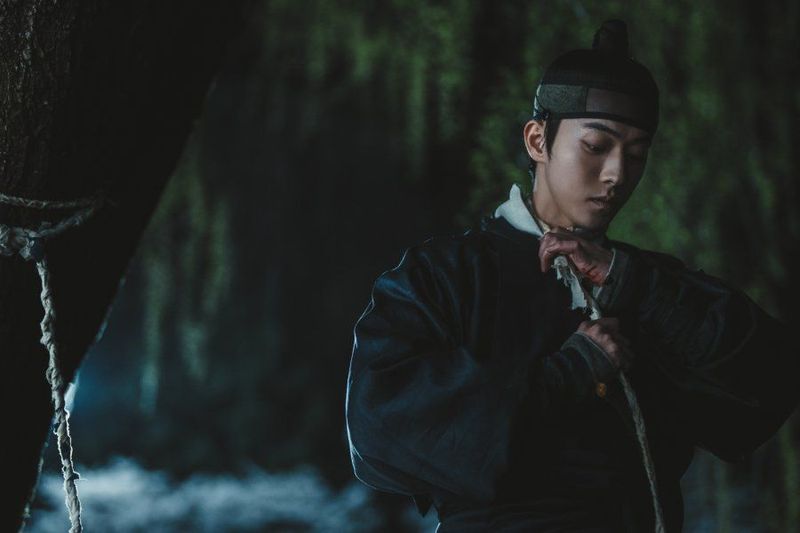 Nam Joo Hyuk dalam drama Korea Netflix The East Palace.