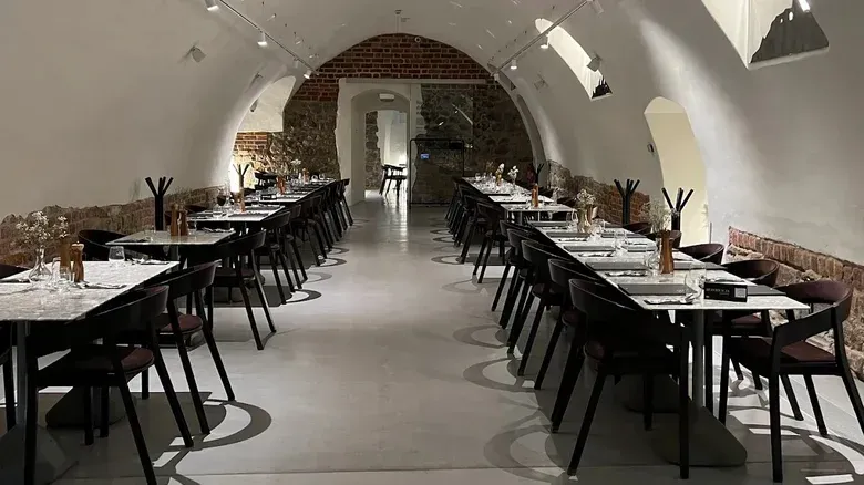 Nomor 1 Sudah Berusia Lebih dari 1.200 Tahun, Ini 5 Restoran Tertua di Dunia Nomor 1 Sudah Berusia Lebih dari 1.200 Tahun, Ini 5 Restoran Tertua di Dunia