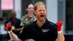Pangeran Harry Curi Perhatian di Arena Rugby Kursi Roda Birmingham