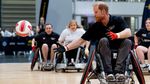 Pangeran Harry Curi Perhatian di Arena Rugby Kursi Roda Birmingham
