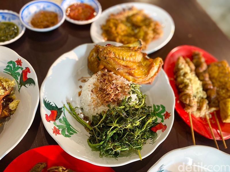 Pecel Lele Oma Menu di Pecel Lele Oma