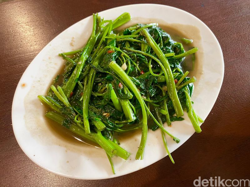 Pecel Lele Oma Menu di Pecel Lele Oma