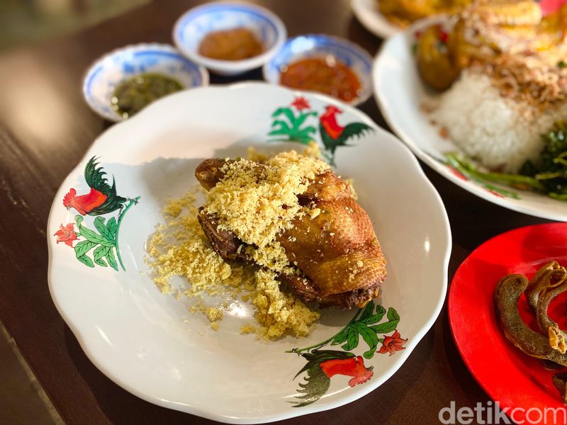 Pecel Lele Oma Menu di Pecel Lele Oma