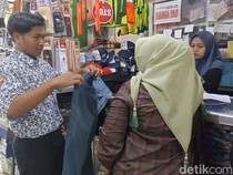 Jelang Tahun Ajaran Baru, Penjualan Seragam di Tulungagung Naik Tajam