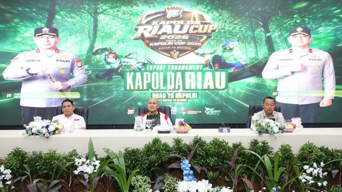 Polda Riau menggelar turnamen e-sport Mobile Legends:Bang Bang Kapolda Riau Cup 2026, Jumat (10/7/2026).