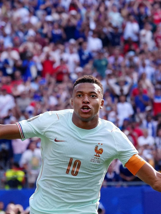 Real Madrid Cetak Sejarah di Piala Dunia!