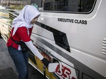 Fotosintesis Ekonomi: Ketika Solar Kita Tumbuh di Kebun