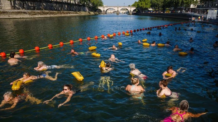 Sungai Seine di Paris, Prancis
