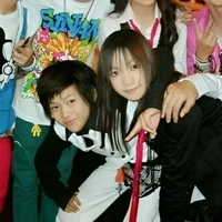 Sebelum debut sebagai idol KPop, Lisa BLACKPINK sudah mengenal BamBam GOT7. Kedua idol kelahiran 1997 tergabung dalam dance crew yang sama di Thailand. Foto: Instagram