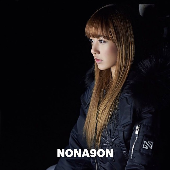 Sebelum diperkenalkan sebagai personel BLACKPINK, Lisa sempat tampil sebagai model video klip Taeyang ‘Ringa Linga’, menjadi backup dancer iKON, dan menjalani pemotretan untuk brand fashion Nona9on. Foto: Instagram