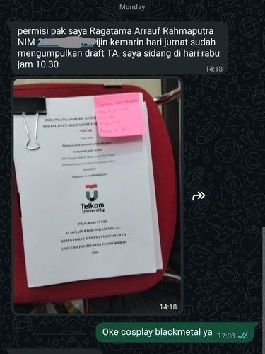 Mahasiswa DKV Telkom Purwokerto, Kabupaten Banyumas, Jawa Tengah, Ragatama Arrauf, viral usai sidang tugas akhir komik band Santet pakai corpse paint dan jaket kulit ala musisi black metal.