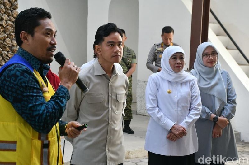 Wakil Presiden Gibran Rakabumingraka meninjau pasar Induk Banyuwangi