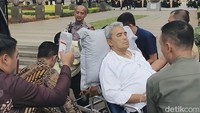 Walkot Bandung Farhan Mendadak Dilarikan ke RS dari Balaikota