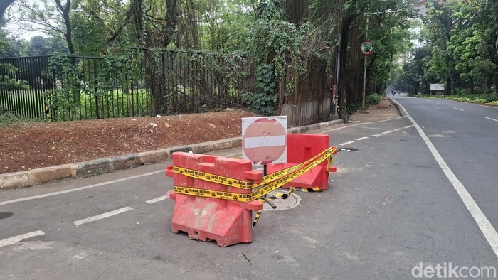 Gorong-gorong lokasi 3 pekerja tewas di Cipayung, Jakarta Timur, Sabtu (11/7/2026).