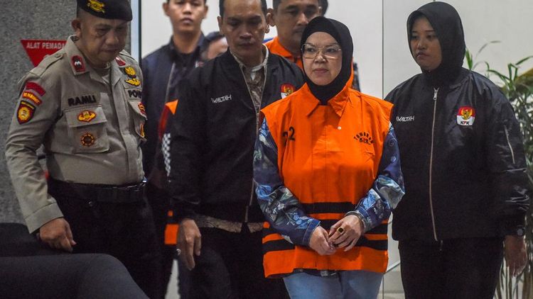 Ruangan Berstiker KPK Buntut OTT Bupati Sukoharjo Etik Suryani