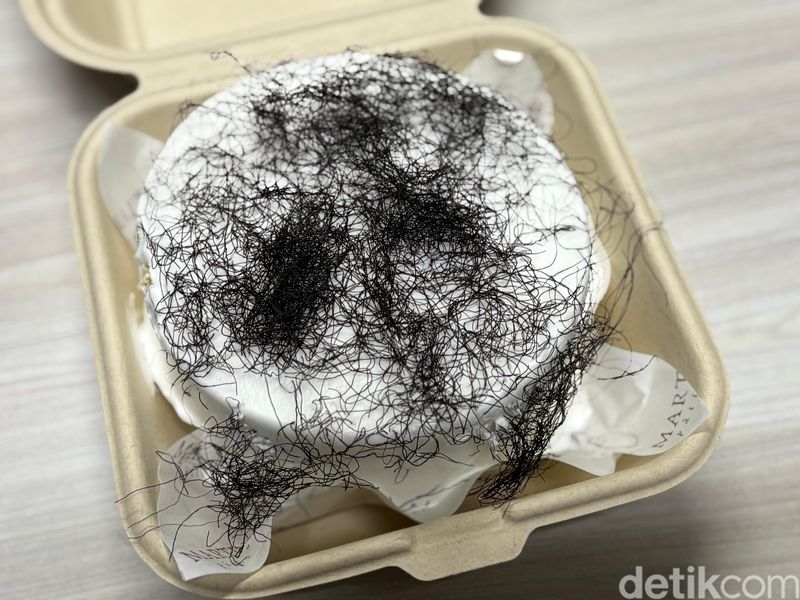 Kue bento topping mirip rambut kemaluan