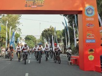 5.000 Peserta Ramaikan Bhayangkara Fun Bike 2026 di Lamongan