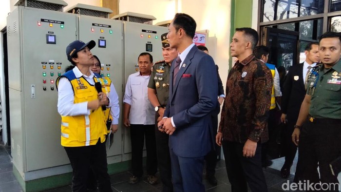 Menko Bidang Infrastruktur dan Pembangunan Kewilayahan, Agus Harimurti Yudhoyono (AHY) meninjau pembangunan instalasi pengolahan air limbah (IPAL) dan sistem penyediaan air minum (SPAM) di Akmil Magelang, Sabtu (11/7/2026).