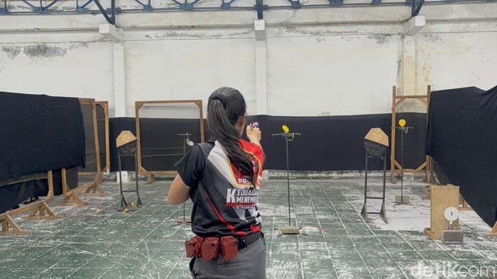 P kembali berlatih di Lapangan Tembak Perbakin Surabaya