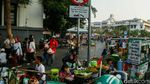Trotoar Kota Tua Dipenuhi PKL, Akses Pejalan Kaki Menyempit di Akhir Libur Sekolah