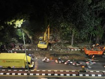 Sampah Sumbat Kali Baru di Bogor, Volumenya Capai 60 Truk