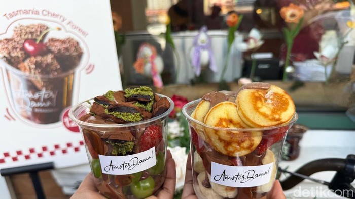 Dessert Poffertjes Buah Disiram Cokelat Leleh Rp 85 Ribu, Worth It Kah?