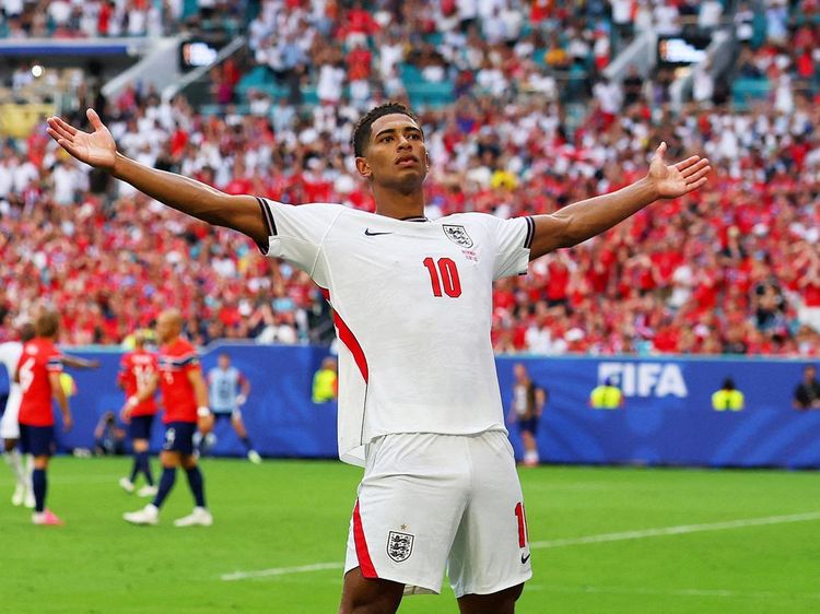 Brace Bellingham Bawa Inggris ke Semifinal