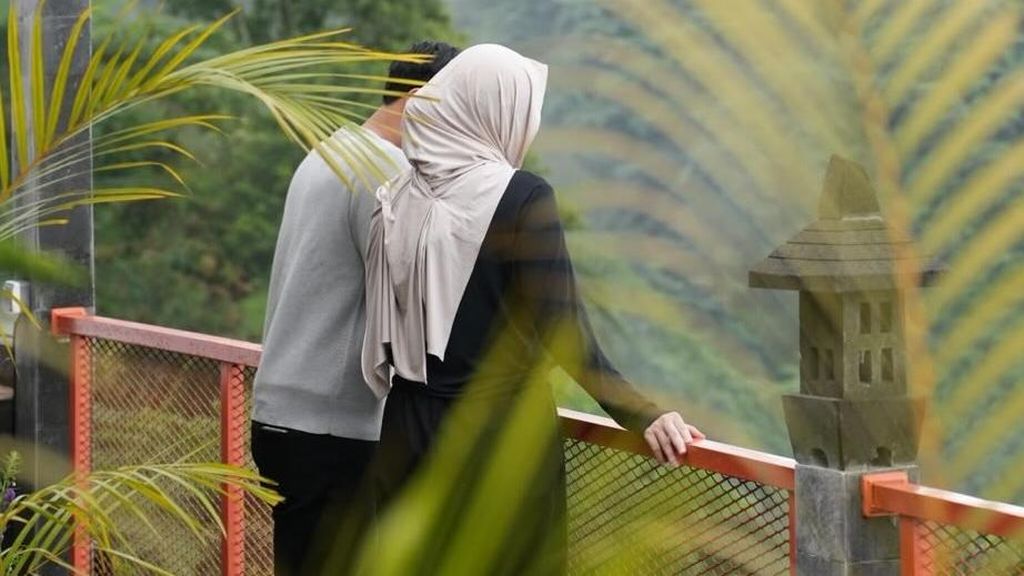 Celine Evangelista Kasih Paham Alasan Sempat Tak Publikasi Pasangan