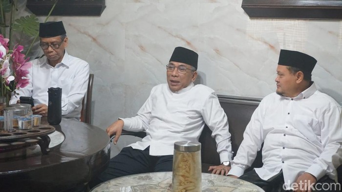 Ketua Umum PBNU periode 2021-2026, KH Yahya Cholil Staquf (Gus Yahya) di Ponpes Tambakberas Jombang