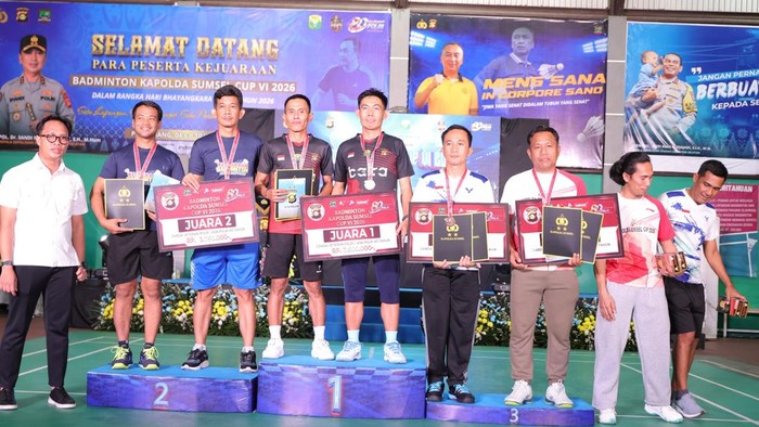Kontingen Polres Muba keluar sebagai juara umum setelah meraih prestasi di cabang bulu tangkis dan pencak silat.