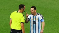 Ada Ribut-ribut Messi sama Wasit nih
