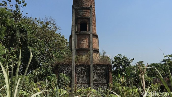 Penampakan Menara Kostin di Desa Pamotan, Rembang, Minggu (12/7/2026).