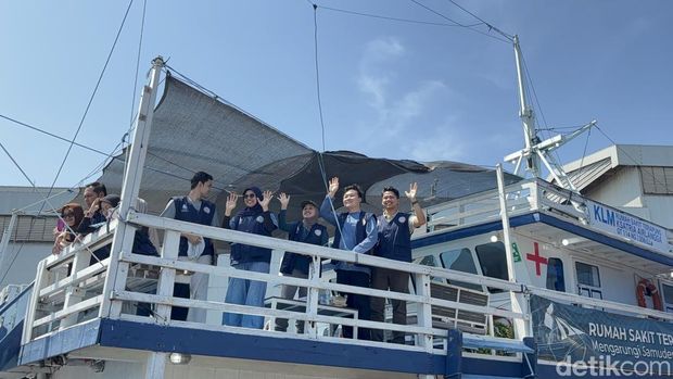 Pelepasan Rumah Sakit Kapal Ksatria Airlangga