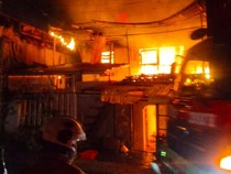 Rumah 2 Lantai di Wonodri Semarang Terbakar