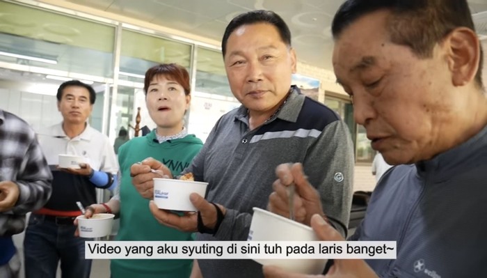 YouTuber Korea bikin seblak