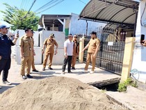 Subandi Targetkan Perbaikan Jalan Bluru Kidul Sidoarjo Rampung Desember