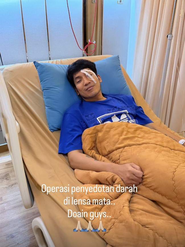 Desta Jalani Operasi Usai Mata Kena Bola Padel