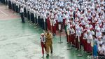 Fenomena Hari Pertama Sekolah: Siswa Mengantuk, Lemas, hingga Harus Ditandu