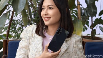 Ini Galaxy A27 varian Black. Foto: Adi FR/detikINET