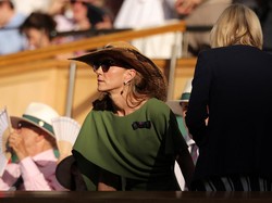 Foto: Kontras Outfit Kate Middleton di Final Wimbledon 2026