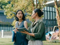 Gen Z Dianggap Sering Berikan Tatapan Kosong saat Berbicara, Ini Kata Psikolog