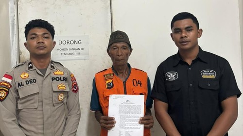Polisi menahan kakek berinisial MM (65) yang ditetapkan tersangka persetubuhan siswi SMP di Manggarai Timur. (Dok. Polres Manggarai Timur)