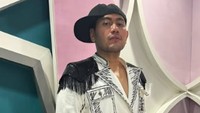 Nassar juga menjalani program diet yang dijalani beberapa waktu. Ia pun mengaku menjalani diet ditambah olahraga yang teratur. Foto: Instagram/kingnassar88