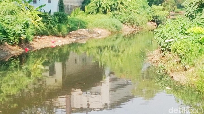 Kondisi Sungai Cikereteg Karawang